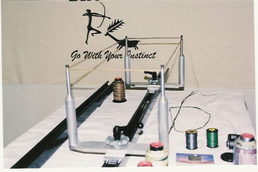 Brownell Adjustable String Jig large image. Click to return to Brownell Adjustable String Jig price and description