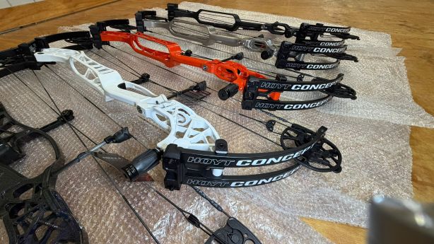 Hoyt Concept XTS in stock